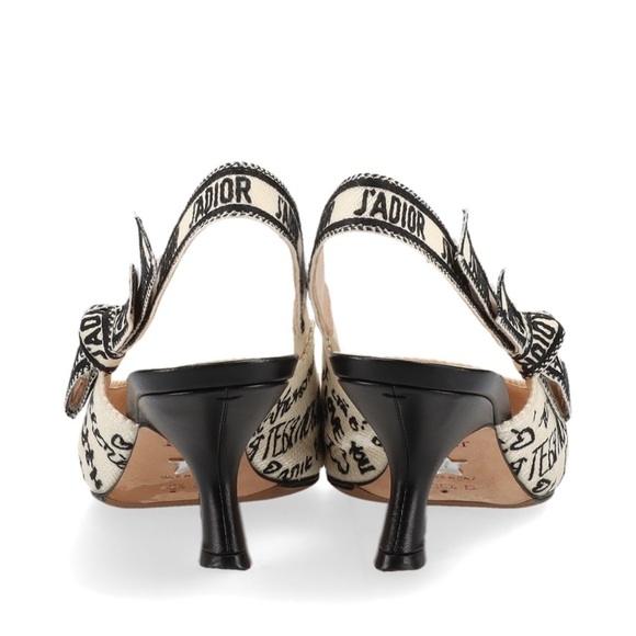 Authentic Dior Graffiti Embroidery Slingback Pumps in white 36 1/2 US 6 1/2 - Picture 3 of 16